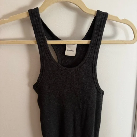 CALVIN KLEIN bundle of two - black and charcoal ribbed tanks - Picture 6 of 7